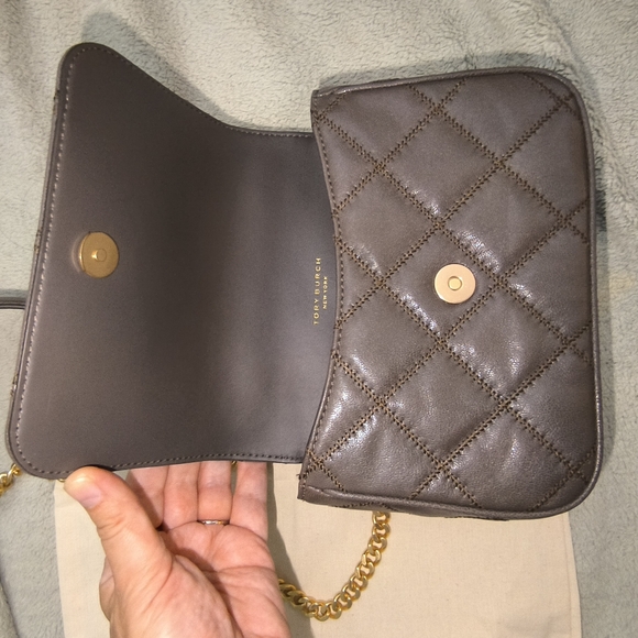 Tory Burch Willa Mini Top Handle Bag Volcanic Stone Quilted Leather - Picture 15 of 17